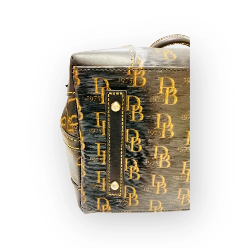 Dooney & Bourke 1975 Signature Vanessa Tote, Original COA, Dust Bag Vintage NWT - Picture 6 of 16